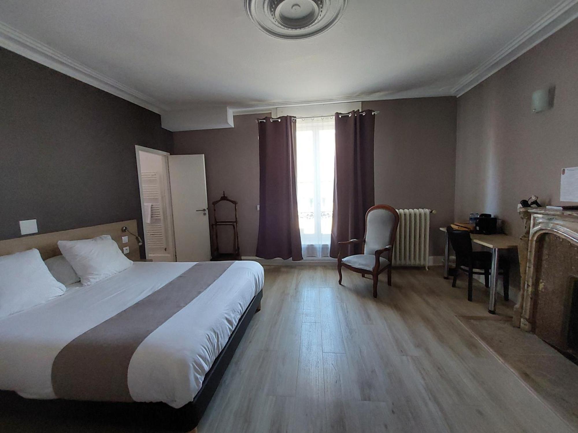 Logis Auberge Des Voyageurs Vandieres  Dış mekan fotoğraf