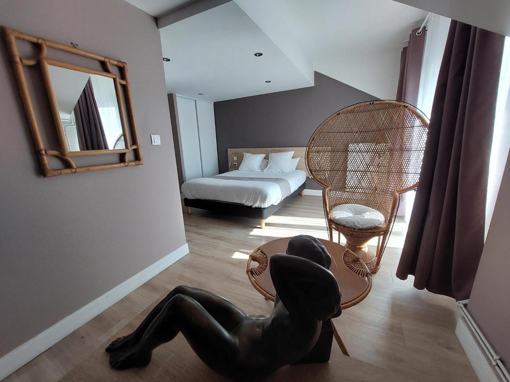 Logis Auberge Des Voyageurs Vandieres  Dış mekan fotoğraf