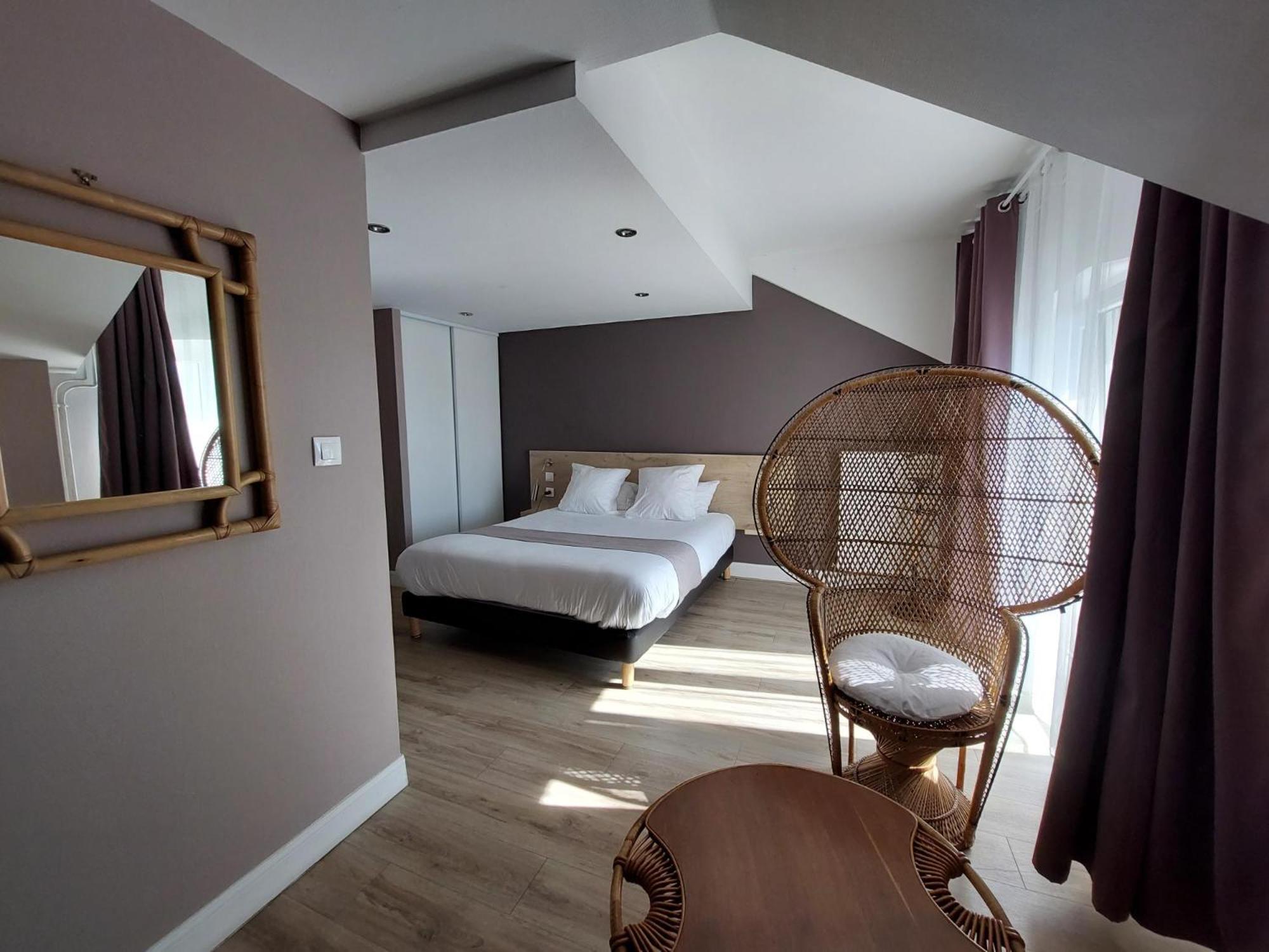 Logis Auberge Des Voyageurs Vandieres  Dış mekan fotoğraf